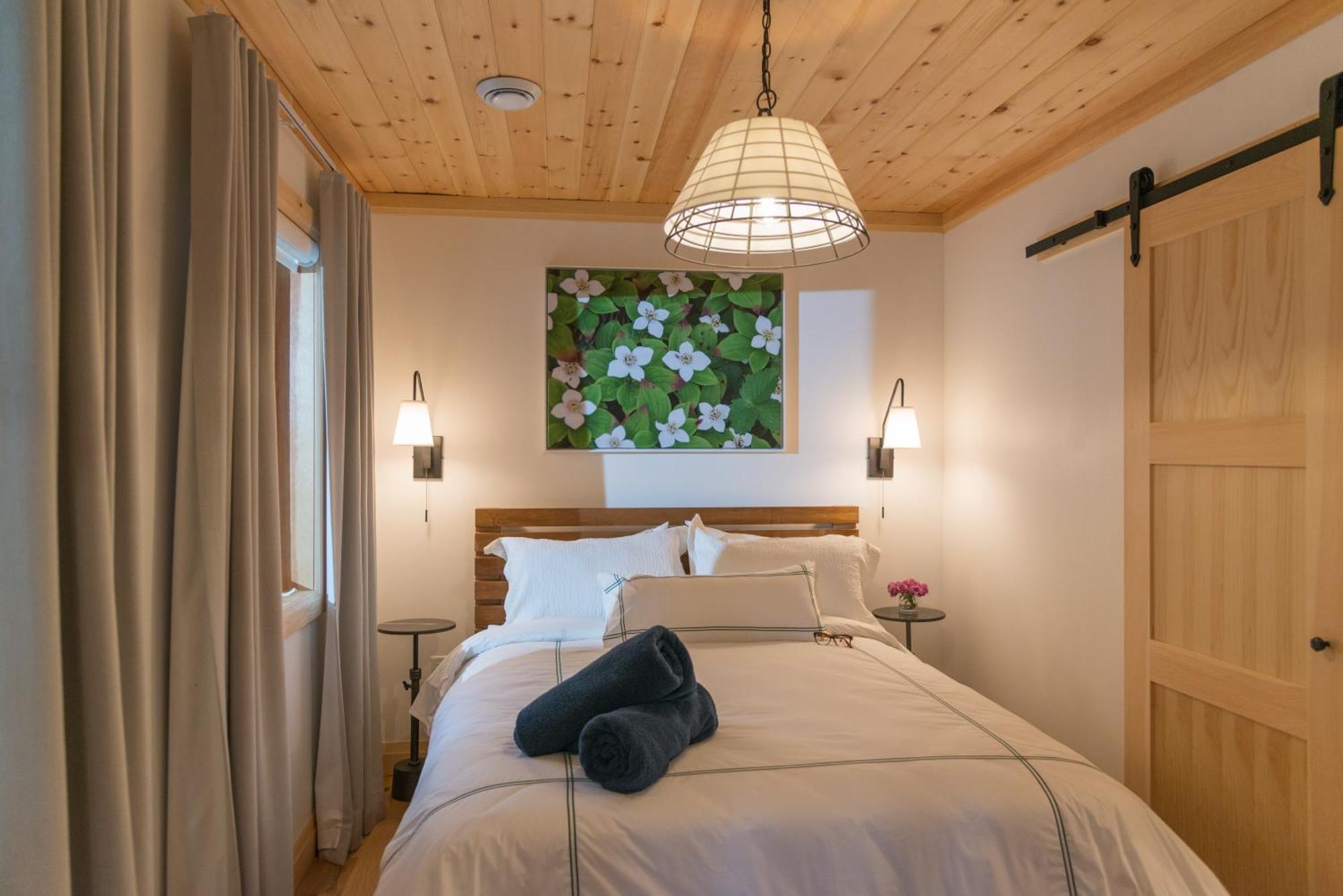 Hotel Haliburton Post House à Minden Extérieur photo
