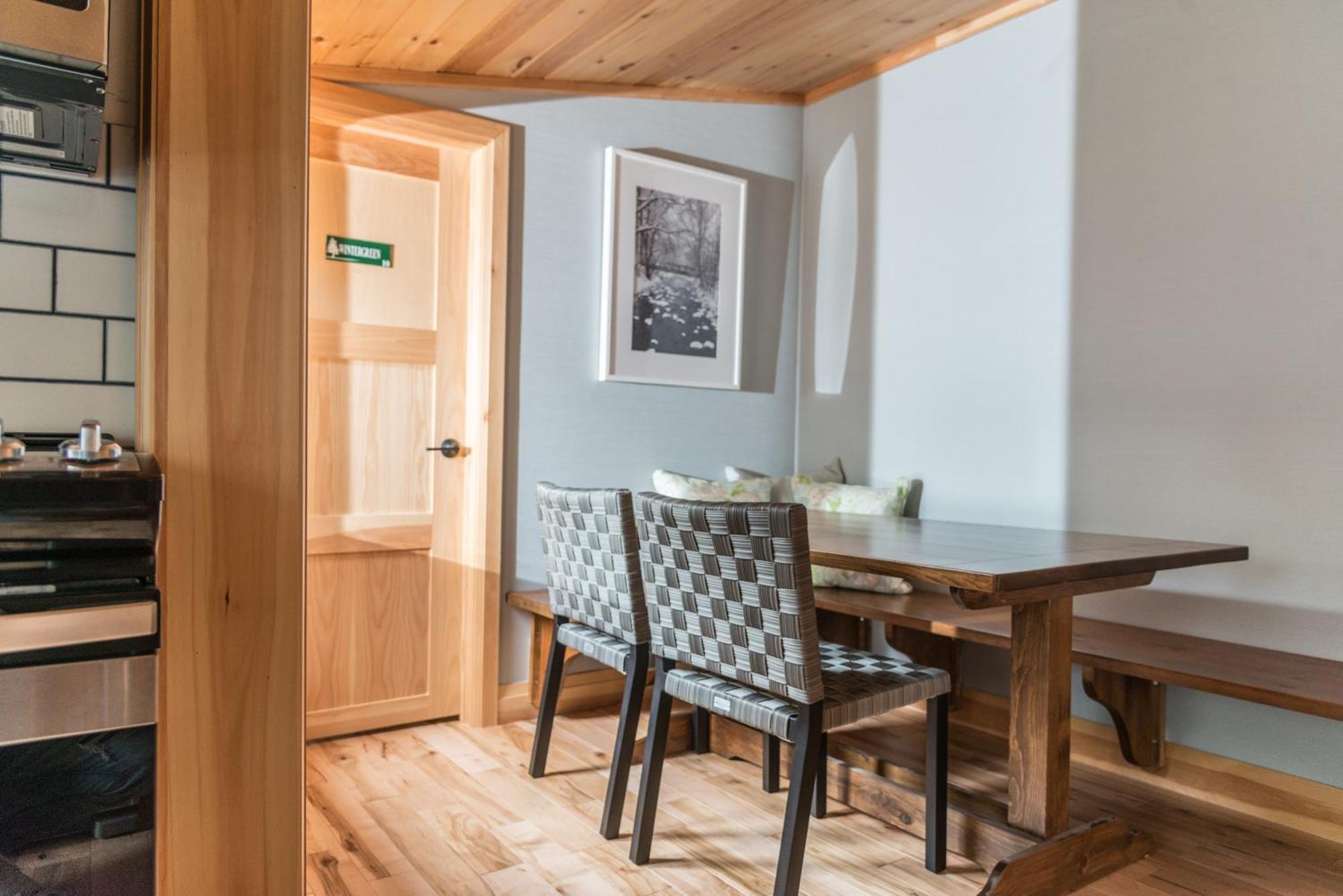 Hotel Haliburton Post House à Minden Extérieur photo